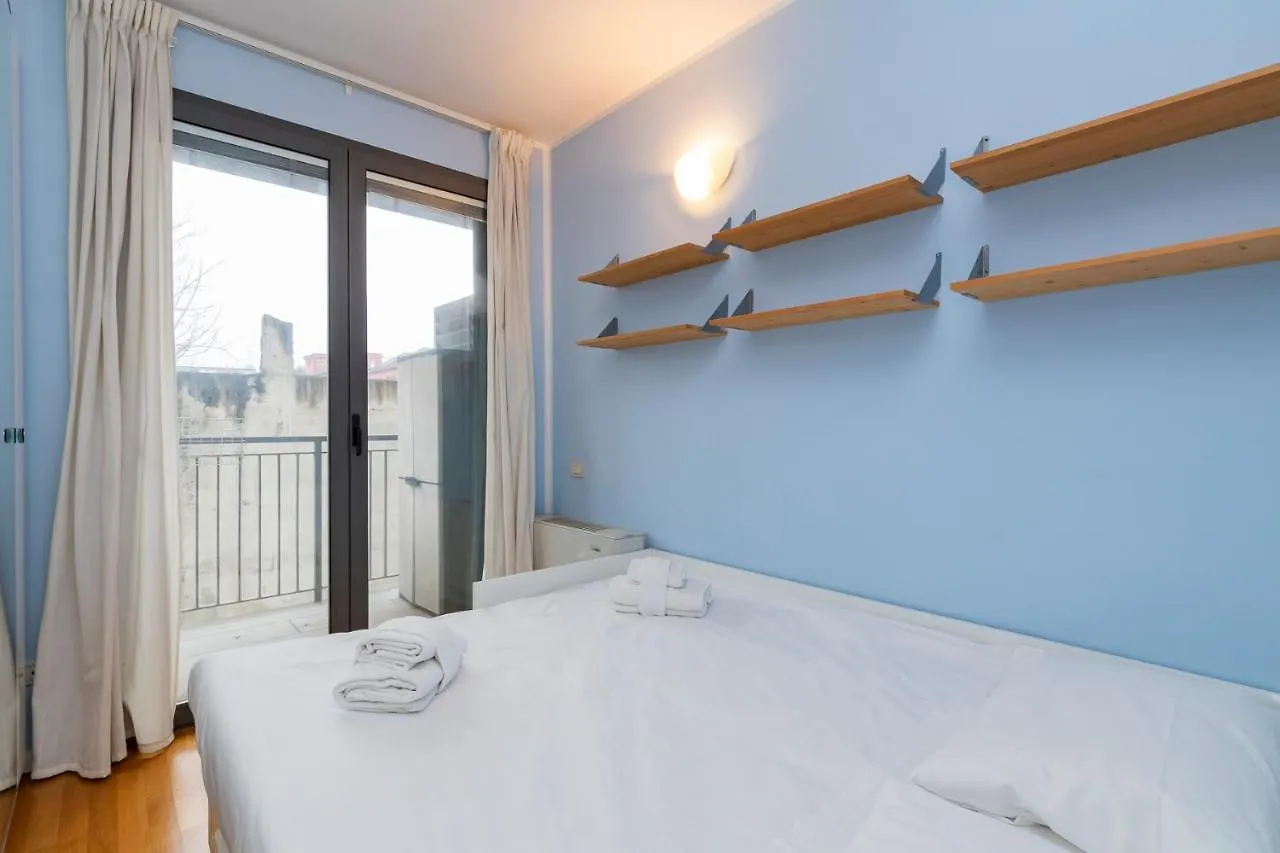 Big Apartment Salomone 51 Милан 0*,  Италия